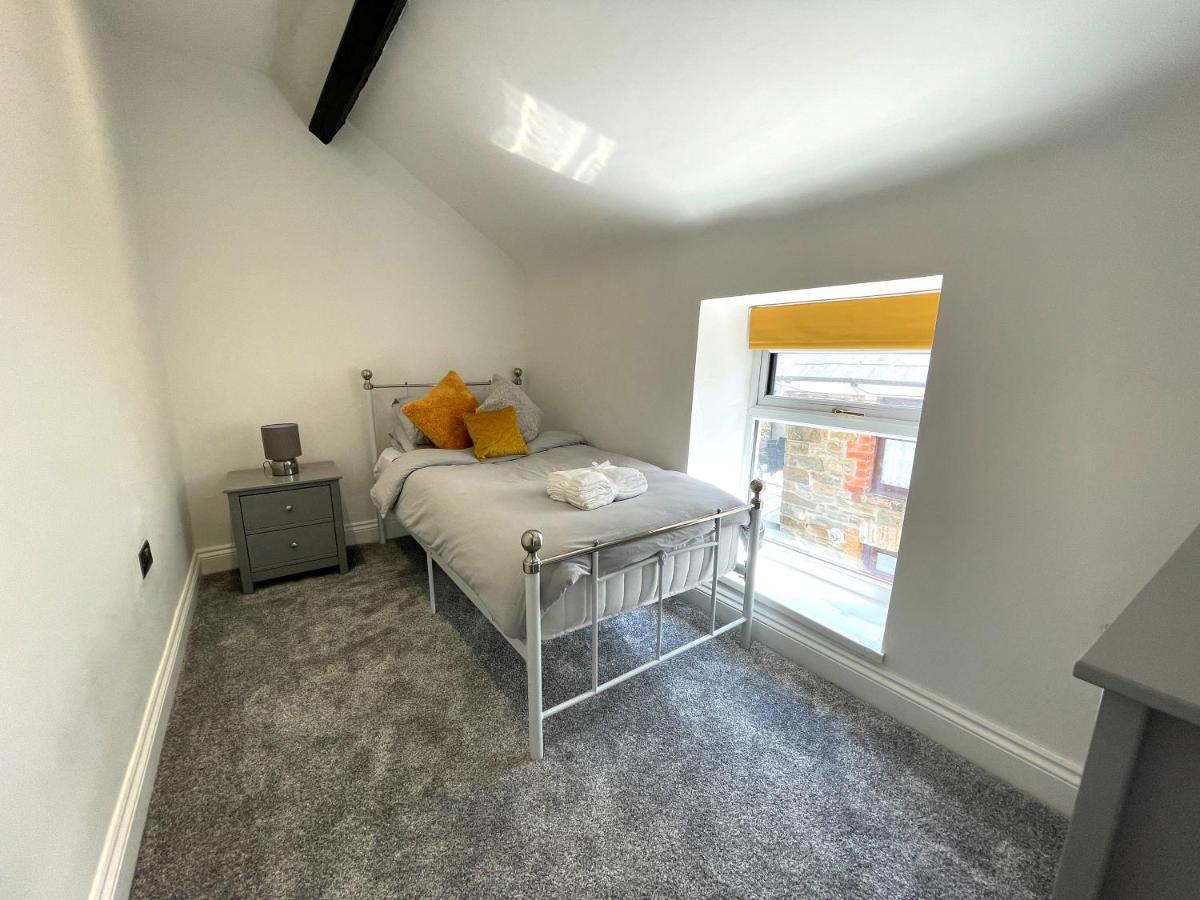 Yr Hen Bopty Villa Pontypridd Ngoại thất bức ảnh