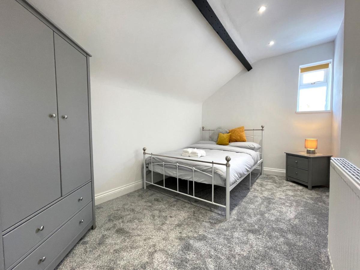 Yr Hen Bopty Villa Pontypridd Ngoại thất bức ảnh
